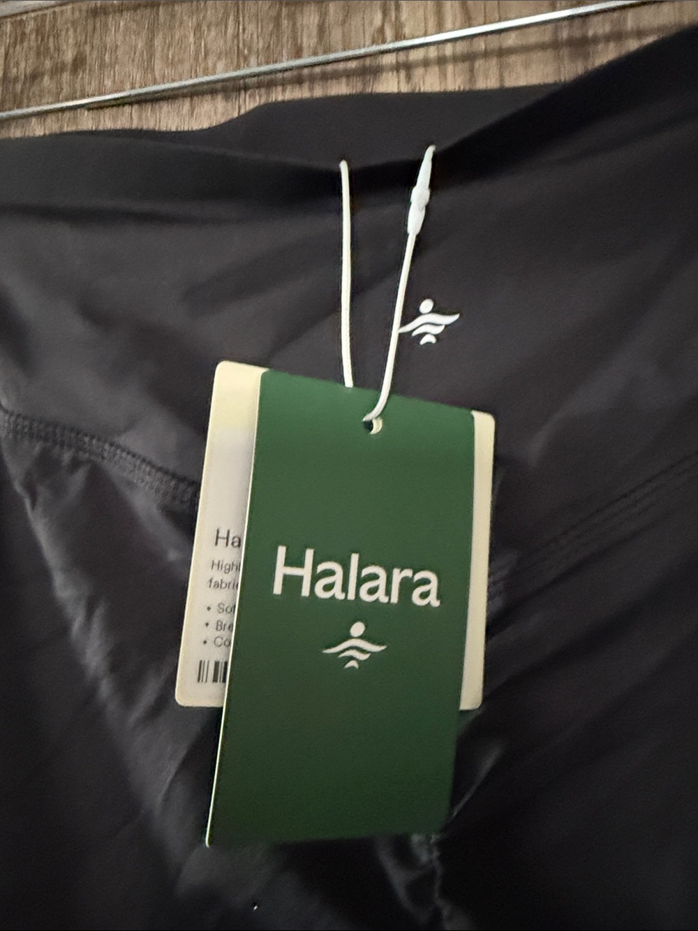 HALARA Black High-Waist 7/8 Leggings with Tags - Picture 2 of 11